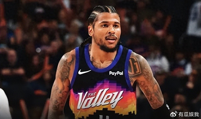 bwin-又轰21+6+2！登顶历史第一，杰伦格林再超神下去，火箭就追悔莫及|太阳|布克|德雷蒙德·格林|灰熊|季后赛_新浪体育_新浪新闻